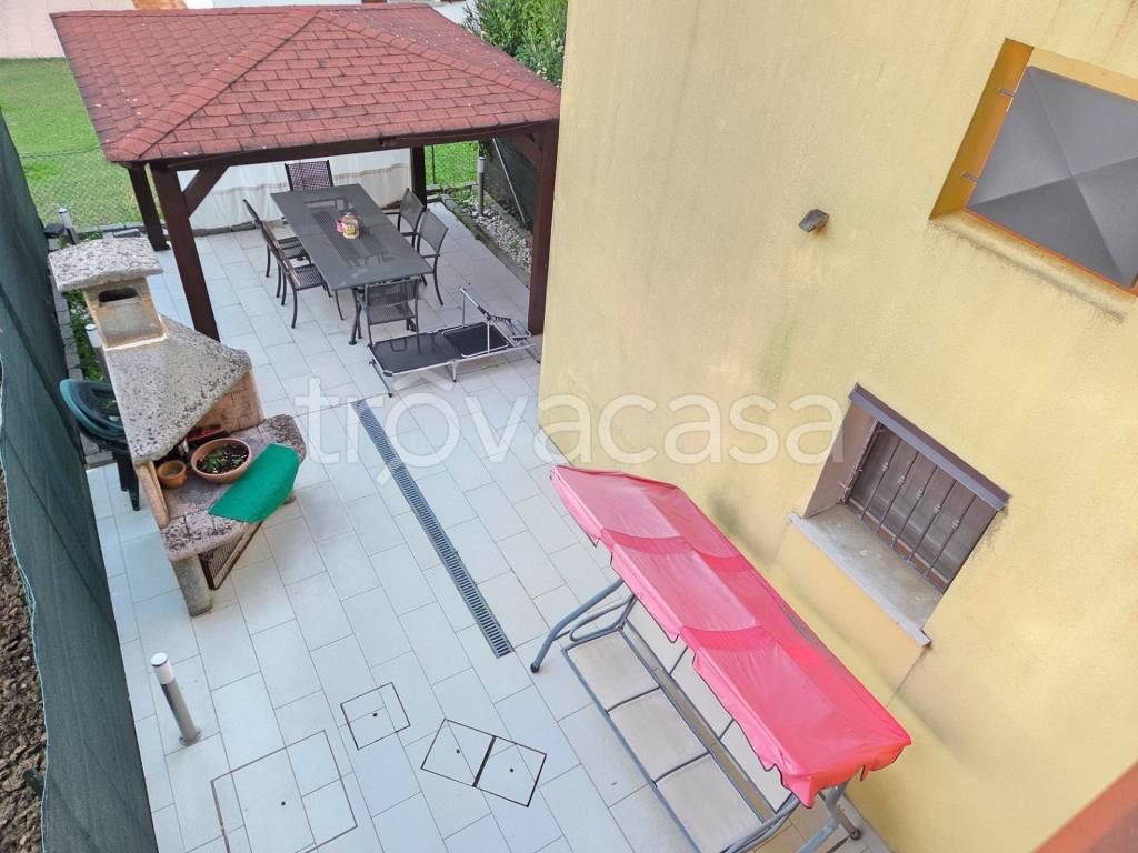 casa indipendente in vendita a Mirandola