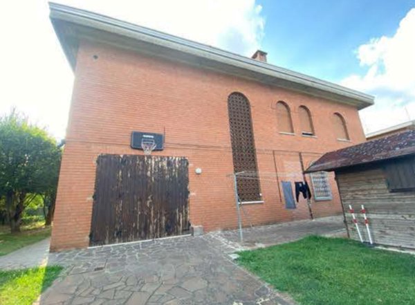 casa indipendente in vendita a Mirandola