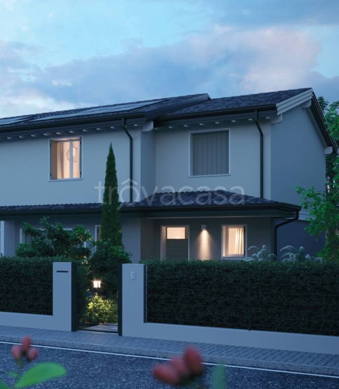 casa indipendente in vendita a Mirandola