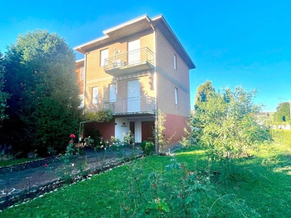 casa indipendente in vendita a Mirandola