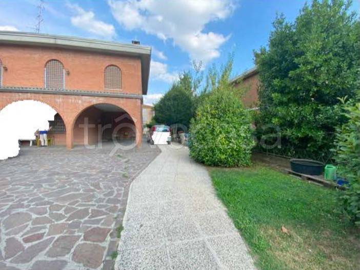 casa indipendente in vendita a Mirandola