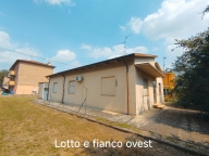 casa indipendente in vendita a Mirandola in zona Quarantoli