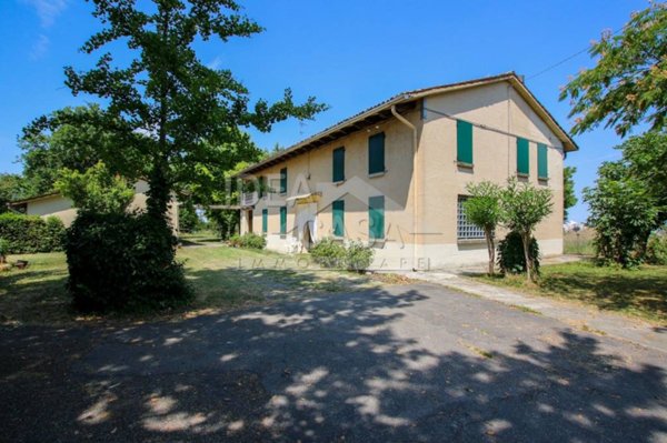 casa indipendente in vendita a Mirandola