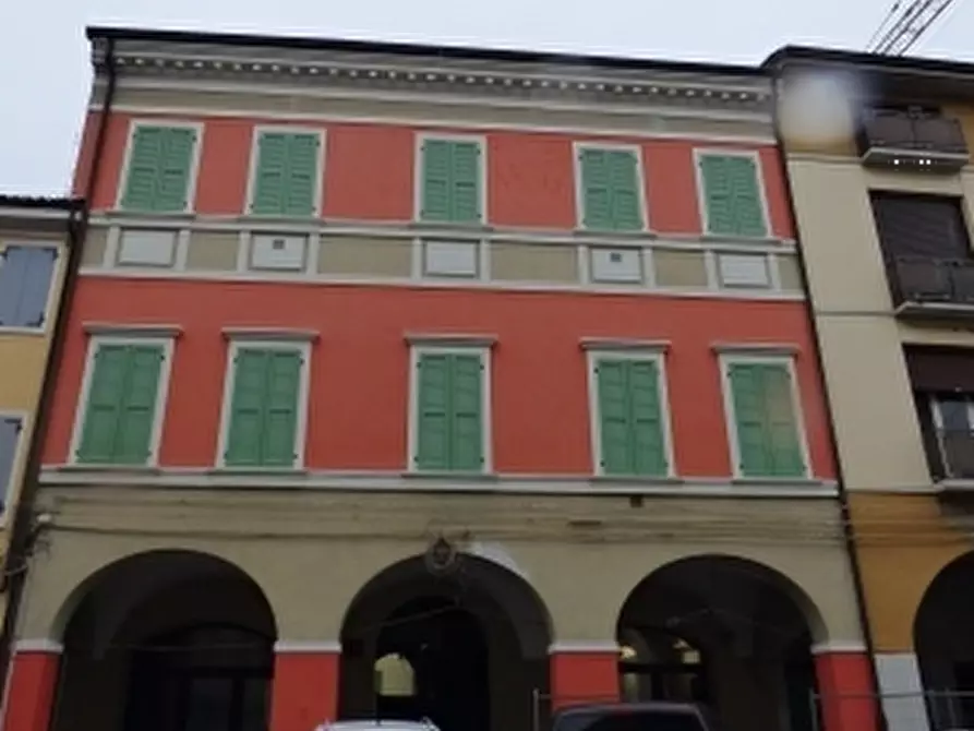 intera palazzina in vendita a Mirandola