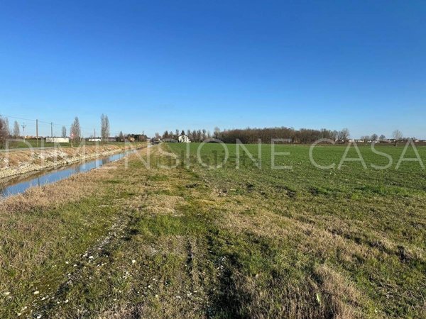 casa indipendente in vendita a Mirandola