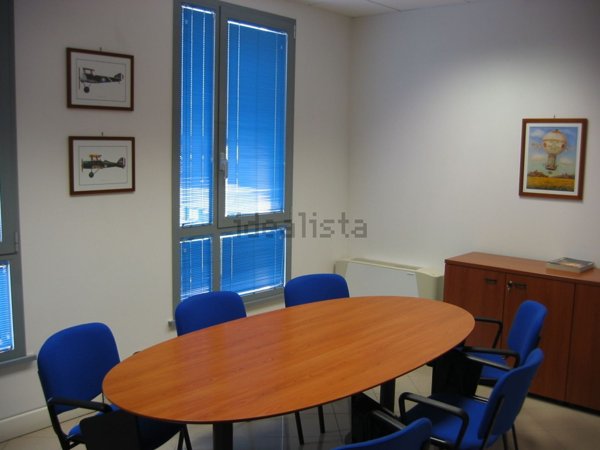 ufficio in vendita a Mirandola