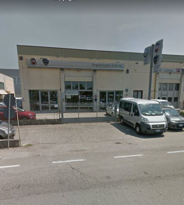 negozio in vendita a Mirandola