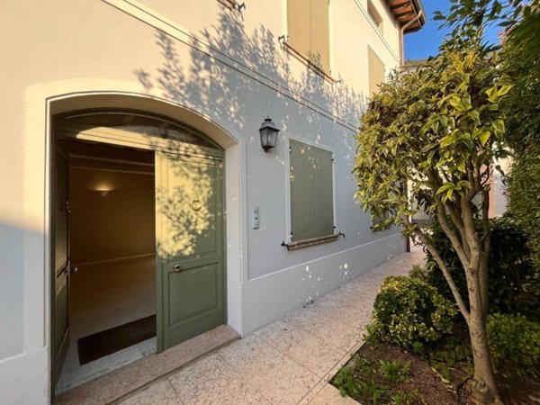 appartamento in vendita a Mirandola