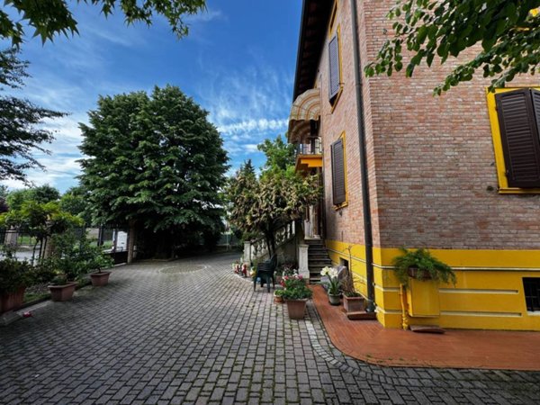 casa indipendente in vendita a Mirandola