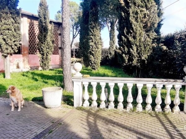 casa indipendente in vendita a Mirandola