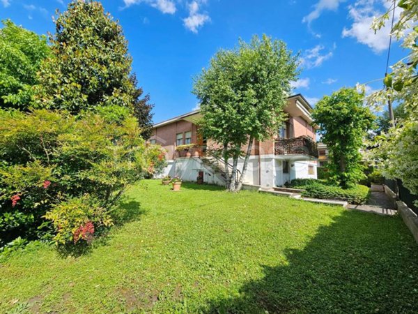casa indipendente in vendita a Mirandola