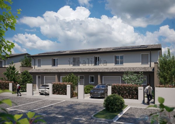 casa indipendente in vendita a Mirandola