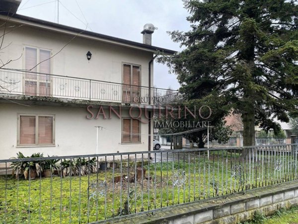 casa indipendente in vendita a Mirandola