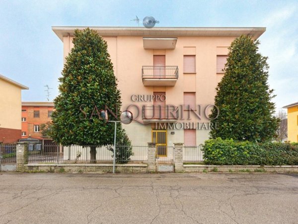 intera palazzina in vendita a Mirandola