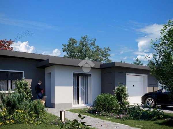 casa indipendente in vendita a Mirandola