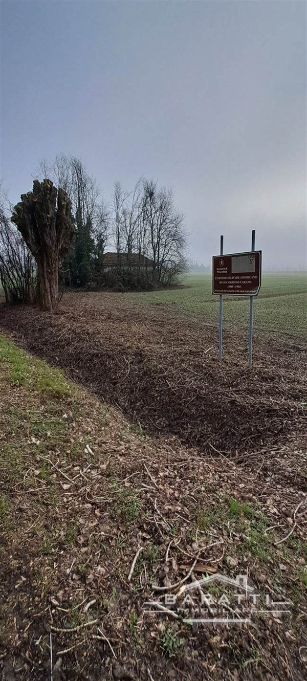 terreno agricolo in vendita a Mirandola in zona Carano