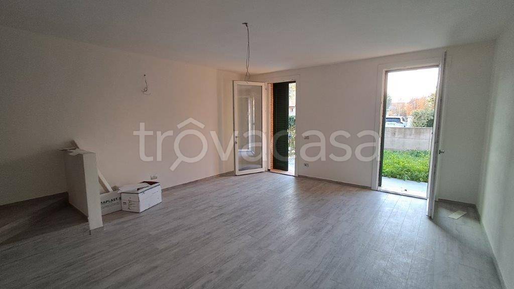 casa indipendente in vendita a Mirandola