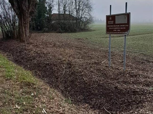 terreno agricolo in vendita a Mirandola in zona Carano