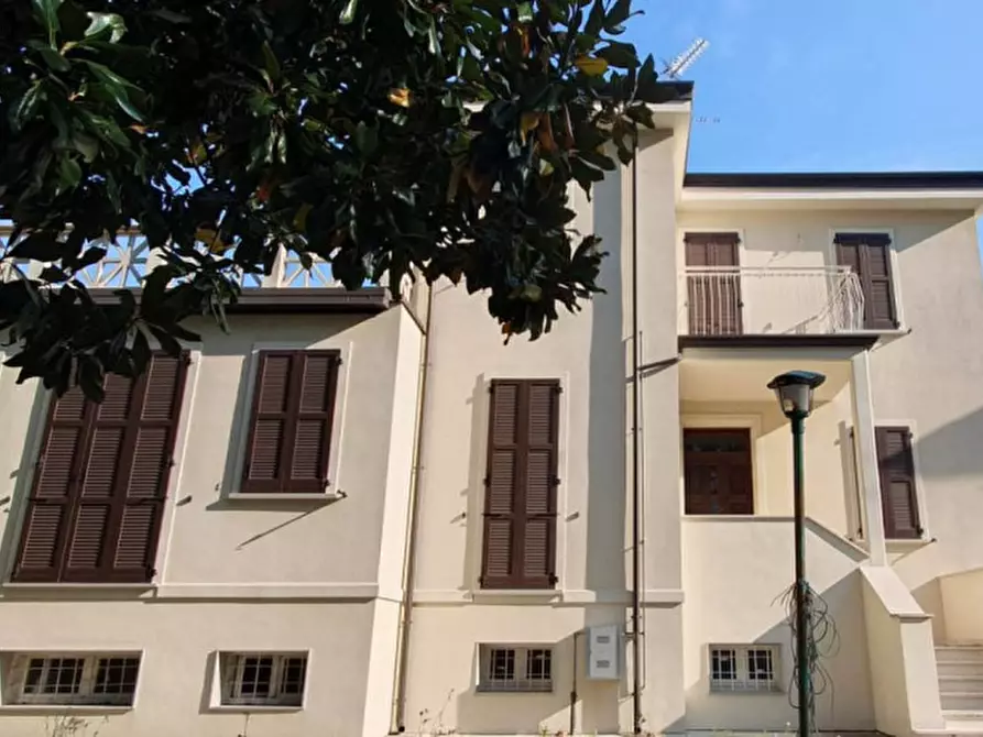 casa indipendente in vendita a Mirandola