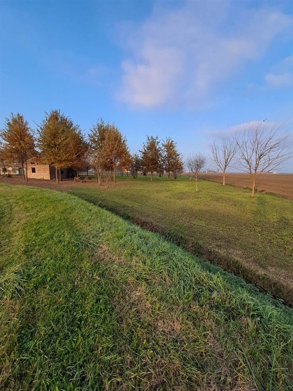 casa indipendente in vendita a Mirandola
