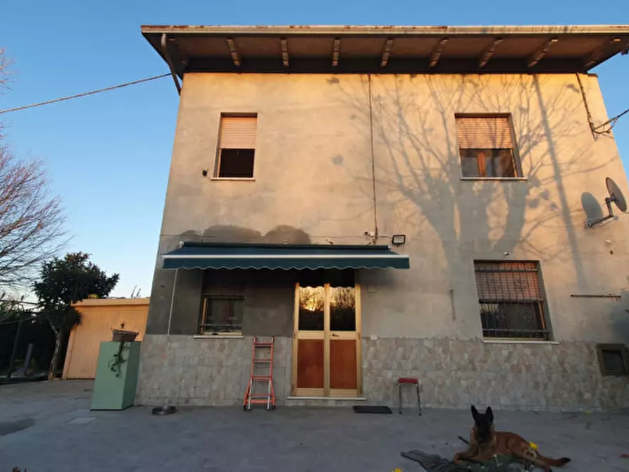 casa indipendente in vendita a Mirandola in zona Quarantoli
