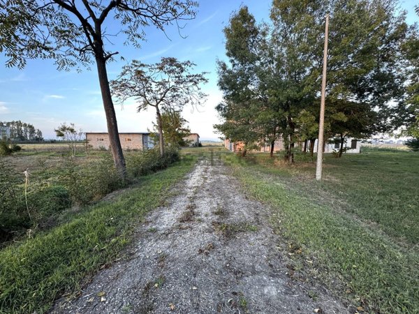 casa indipendente in vendita a Mirandola