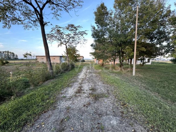 casa indipendente in vendita a Mirandola