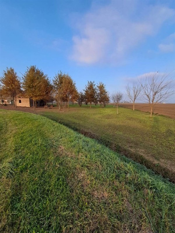casa indipendente in vendita a Mirandola