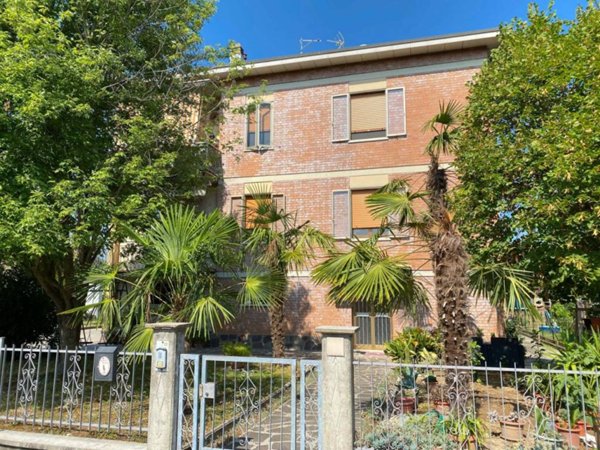 appartamento in vendita a Mirandola in zona Quarantoli