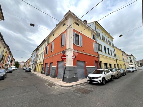 casa indipendente in vendita a Mirandola