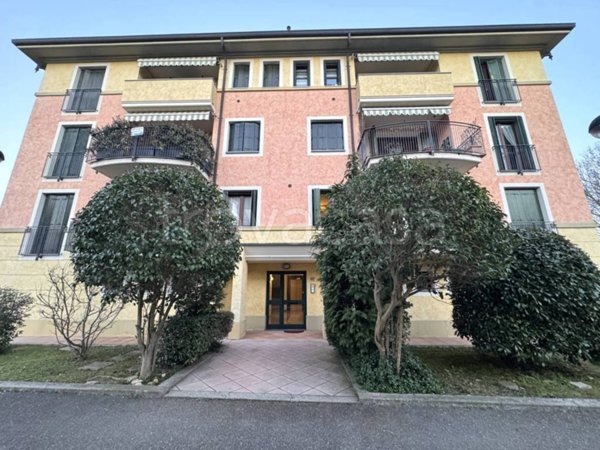 appartamento in vendita a Mirandola in zona Cividale