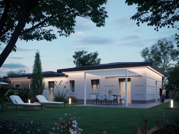 casa indipendente in vendita a Mirandola