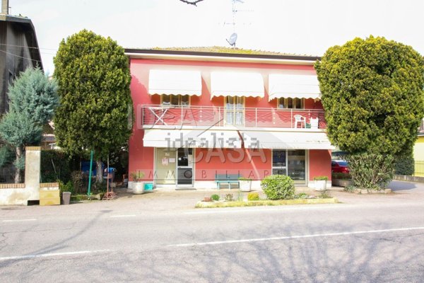 appartamento in vendita a Mirandola in zona Gavello