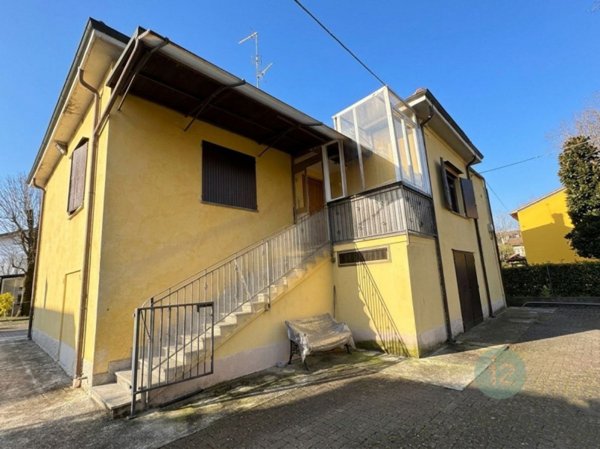 casa indipendente in vendita a Mirandola