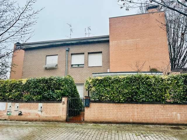 casa indipendente in vendita a Mirandola
