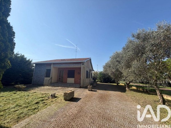 casa indipendente in vendita a Mirandola