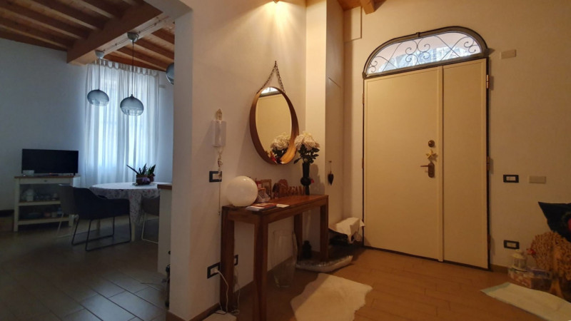 casa indipendente in vendita a Mirandola