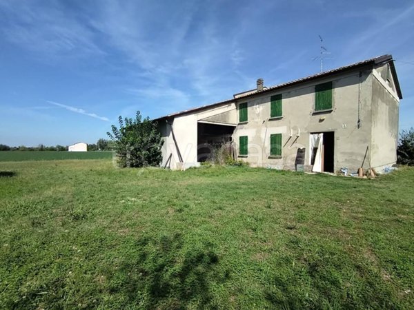 casa indipendente in vendita a Mirandola