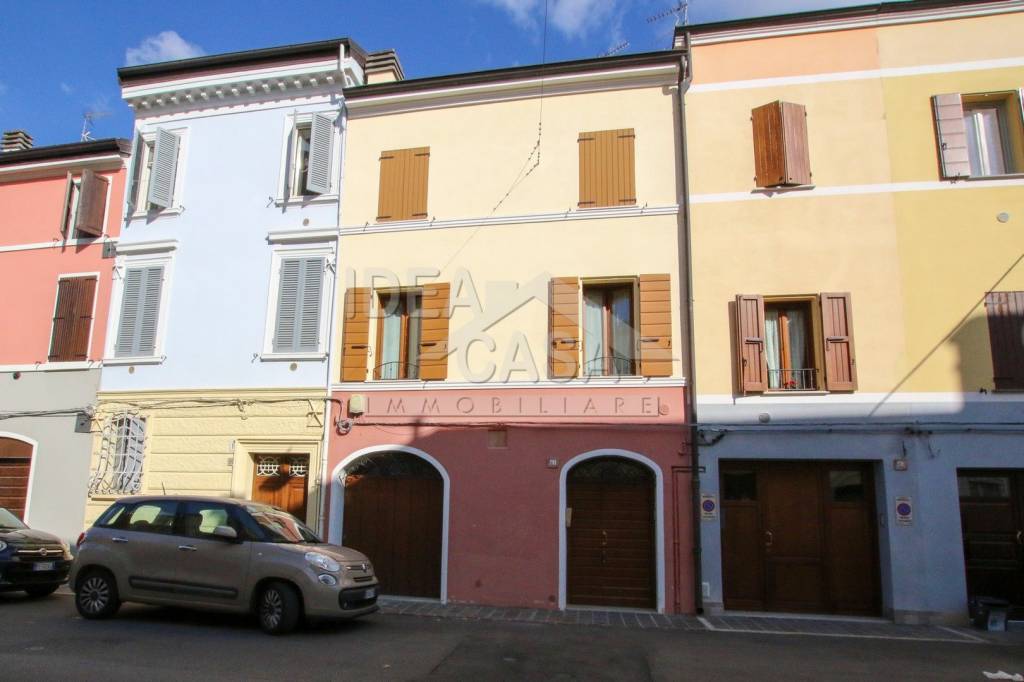 casa indipendente in vendita a Mirandola