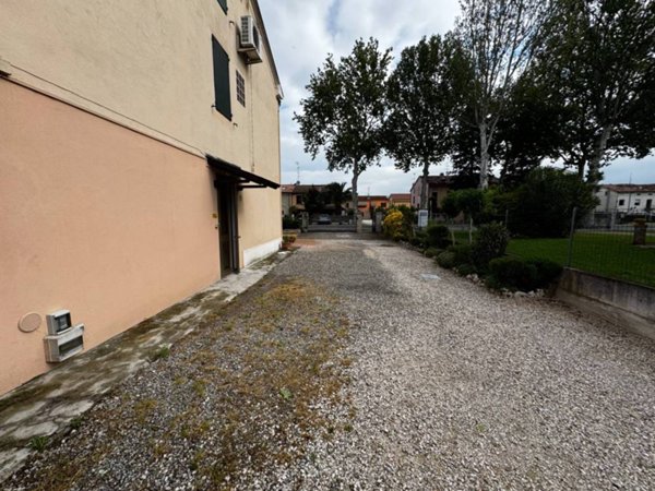 casa indipendente in vendita a Mirandola
