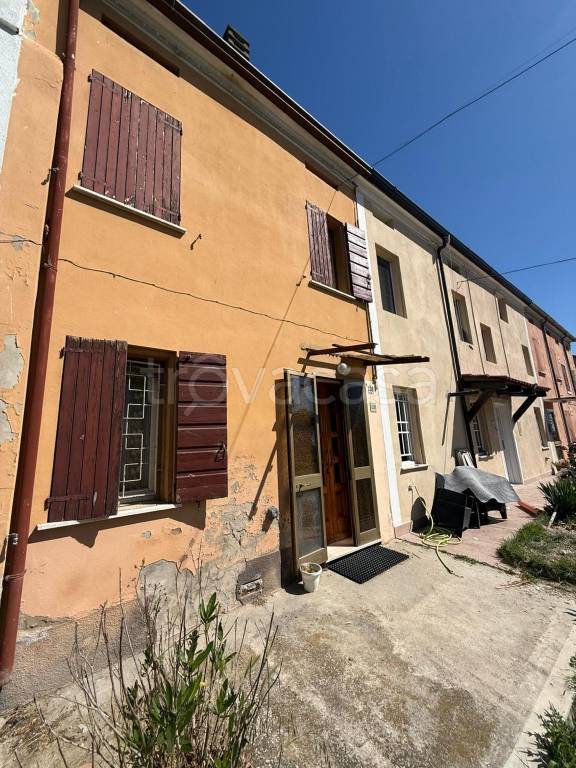 casa indipendente in vendita a Mirandola