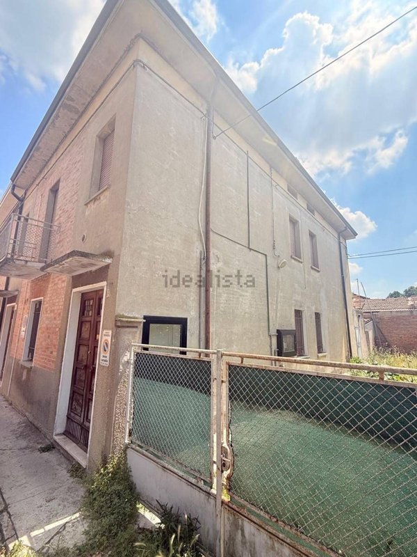 casa indipendente in vendita a Mirandola