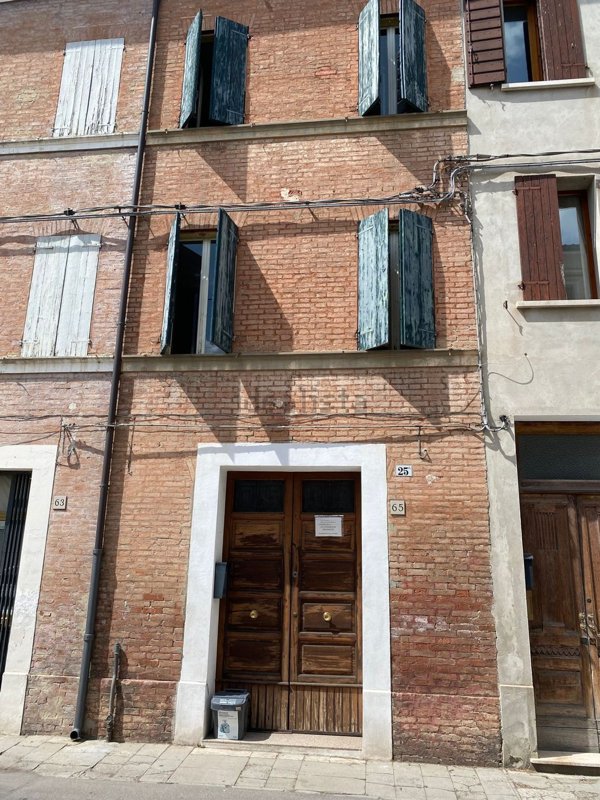 casa indipendente in vendita a Mirandola