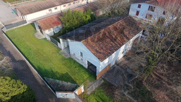 appartamento in vendita a Mirandola