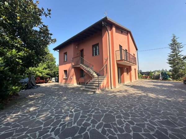 casa indipendente in vendita a Mirandola