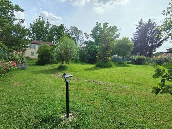 intera palazzina in vendita a Mirandola