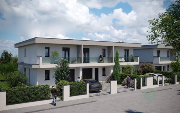 casa indipendente in vendita a Mirandola