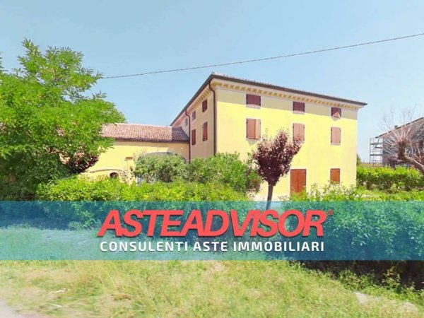 casa indipendente in vendita a Mirandola
