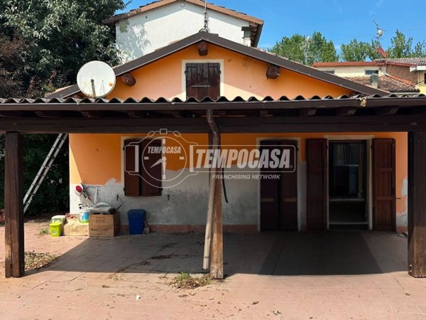 appartamento in vendita a Mirandola in zona Quarantoli