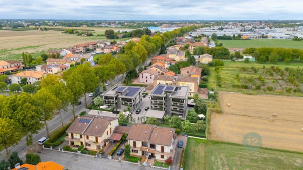 appartamento in vendita a Mirandola in zona Cividale